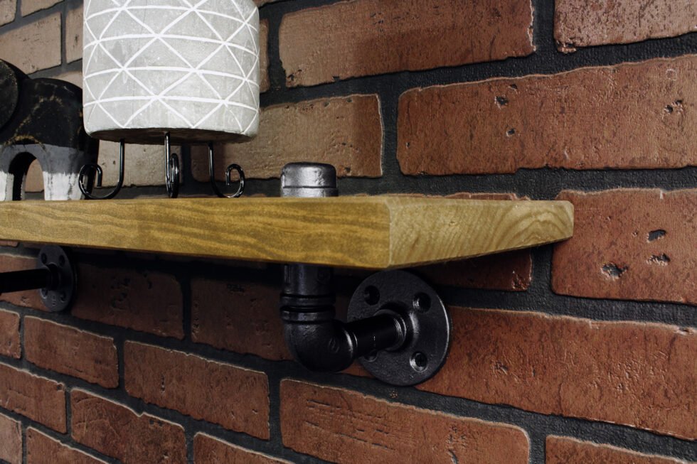 Repisa "Ishtar" Gris Hierro, Estilo Vintage Industrial para Baño, Hecho en México de manera Artesanal con Acero de alta resistencia.