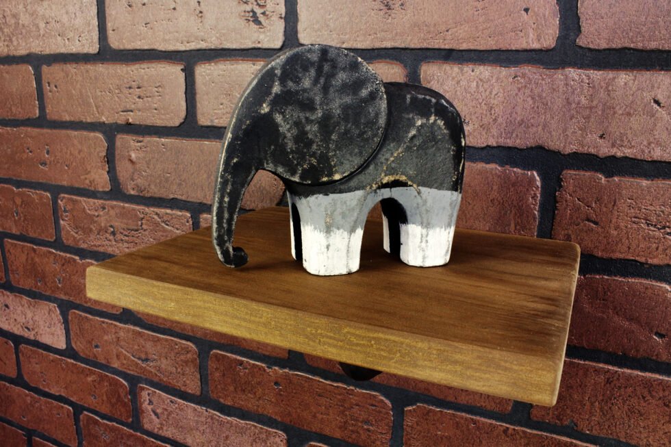 Repisa "Kish" Gris Hierro, Estilo Vintage Industrial para Baño, Hecho en México de manera Artesanal con Acero de alta resistencia.